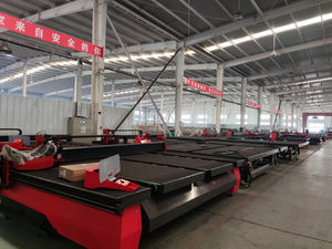 Machine de découpe de verre automatique 3 en 1 à entraînement direct servo, avec détection automatique des bords, haute stabilité, précision et efficacité pour le chargement et le brisage du verre - Product Image 5