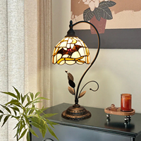Lampe de table créative d'Halloween, chauves-souris noires, lampe de chevet en verre teinté, style Tiffany, feuilles métalliques, lampe de bureau pour la maison, le bureau, le bar