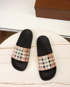 รองเท้าแตะผู้ชายแบบเรียบ ดีไซน์เนอร์ชั้นนำ, รองเท้าผู้ชายสุดหรู, รองเท้าแตะแบรนด์หรูสำหรับผู้หญิง, รองเท้าผู้หญิง - Product Image 1