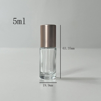 Bouteille de parfum en verre givré de 5ml, bouchon en aluminium noir avec boule de rouleau en or