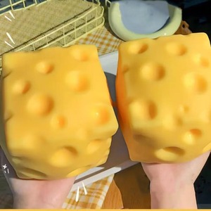 Jouet anti-stress Mochi Squishy géant en forme de fromage, à remontée lente, pour enfants, vente en gros - Product Image 5