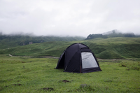Tente de camping autoportante en tissu T/C 210GSM, personnalisée OEM, pour 4 à 6 personnes, 4 saisons, imperméable, coupe-vent, entièrement noire