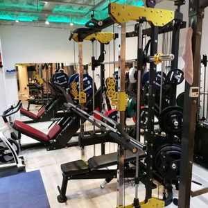 Máquina Smith multifunción comercial para entrenamiento de sentadillas Equipo de ejercicio de Estación múltiple de calidad superior - Product Image 6