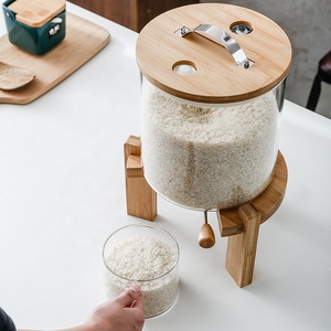 Phong Cách Bắc Âu 5/7, 5Kg Bột Và Ngũ Cốc <span class=keywords><strong>Container</strong></span> Glass Rice Dispenser Với Kín Nắp Và Gỗ Đứng - Product Image 4