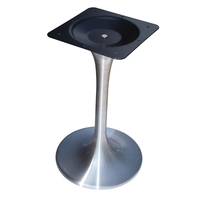 Base de table à manger tulipe en fonte d'aluminium de haute qualité Pieds de table trompette Ensemble d'extérieur