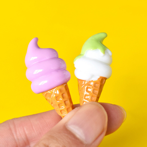 Miniaturas de helado de resina, accesorios para manualidades, para hacer joyas, horquillas, broches, manualidades DIY, fundas para móviles, imanes para nevera - Product Image 1