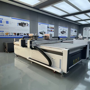 Máquina de <span class=keywords><strong>Corte</strong></span> de Cuero CNC Automática de Alta Velocidad con Adsorción al Vacío para Bolsas de Viaje e Interiores de Automóviles - Product Image 4