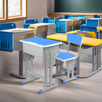 Ensemble table et chaises de salle de classe moderne et simple Mobilier en métal durable avec options réglables pour les étudiants