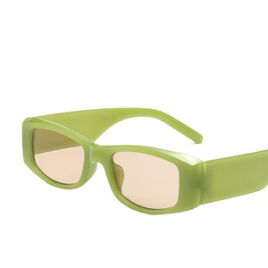 แว่นกันแดดทรงเหลี่ยมเล็กสไตล์วินเทจขายส่งสำหรับผู้ชายและผู้หญิง ปี 2023 - Product Image 6