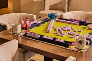 Juego de Mahjong Americano de Acrílico Morado Lavanda Personalizado, con Fichas Pintadas a Mano con Patrón de Dragón y Flores, para Regalo - Product Image 6