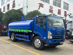 Camion-citerne à vide ISUZU 4X2 manuel diesel avec direction à gauche/droite, pompe à vide de 6-7 m³ pour l'aspiration des eaux usées et l'évacuation des déchets sanitaires - Product Image 5