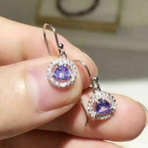 Pendientes Colgantes Morados E823 de Plata 925 con Corte Triangular y Engaste de Garra, Clásicos para Uso Diario de Mujer - Product Image 6