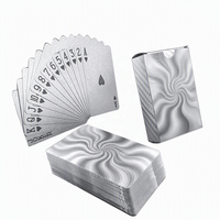 Jeu de cartes de poker personnalisé double face avec estampage à chaud, finition des bords et gaufrage/débossage pour jeu éducatif