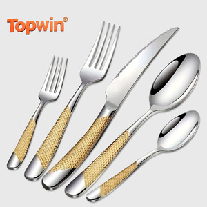 ชุดช้อนส้อมสแตนเลสสตีล 304 คุณภาพสูง รุ่น Topwin Luxury Shiny พร้อมด้ามจับรูปดาวประดับเพชร ชุบทอง - Product Image 1