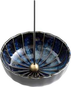 Asayu - Quemador de Incienso Japonés Moderno de Cerámica y Latón Estilo Nórdico - Product Image 1