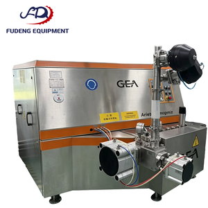 Homogénéisateur haute pression 60 MPa pour produits laitiers, boissons, produits chimiques, biotechnologies et cosmétiques, débit nominal 4900 dm³ par heure - Product Image 1