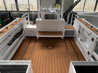 Bateau à moteur en aluminium soudé Offshore Gospel de 6 m avec moteur hors-bord pour la pêche sportive et les loisirs