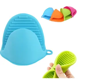 Silicone Heat Resistant Oven Mitts Kitchen Cooking Gadgets Baking Insulation Non Stick Anti-slip Pot Bowel Holder Clip