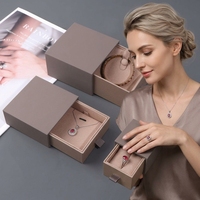 Boîte à bagues rigide 1200 g/m² en carton ivoire 350 g/m² pour emballage de bijoux, avec logo personnalisé et fermeture magnétique, prix usine, vente en gros