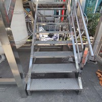 Réservoir de mélange chimique en polypropylène PP 3000L avec agitateur, récipient de réacteur résistant à la corrosion pour le traitement des solvants alcalins acides