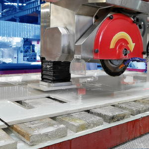 HKNC-<span class=keywords><strong>650</strong></span> PLUS Sega a Ponte CNC a 5 Assi con Sistema Italiano ESA, Rotazione Testa 0-360°, Spessore 200mm, per Granito, Marmo, Quarzo - Product Image 3