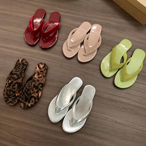 <b>flat</b>-bottomed slippers New style korean-style flip-flops for women's summer outerwear retro flip-flops with <b>pointed</b> <b>toes</b> - Product Image 1