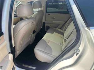 Aito M5 2025 Usato, Versione Extended-Range Ultra 2WD RWD, SUV 5 Porte 5 Posti, Autonomia 1440KM CLTC, 255KM di Autonomia Elettrica, Bianco su Albicocca - Product Image 5