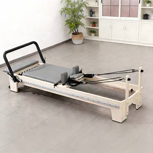 Lit de Pilates Reformer en chêne blanc avec glissière silencieuse pour entraînement du tronc, idéal pour la maison et le studio - Product Image 3