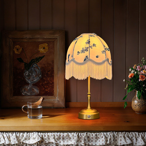 E14 \ E27 Custom colore frangia fatta a mano in tessuto di lino <span class=keywords><strong>paralume</strong></span> naturale nappe lampada da tavolo motivo a cono - Product Image 2