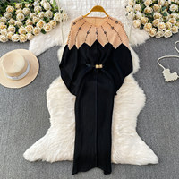 Robe Vintage Plissée Élégante à Col en V pour Femme, Ornée de Strass et de Perles, Coupe Ajustée, Style Luxe Léger