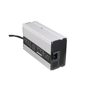 72V 84V 10A 900W Series Lithium Battery Charger Compatible with Ebike Scooter Golf Cart - Product Image 2