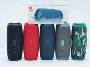 ลำโพงซับวูฟเฟอร์พกพา CHARGE5 ลำโพงสเตอริโอสำหรับใช้งานกลางแจ้ง กันน้ำ ทนทานต่อแรงกระแทก ลำโพงไร้สาย - Product Image 5