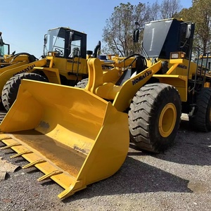 Cargadora de Ruedas Hidráulica Komatsu WA380 Usada con Cucharón Reforzado y Gran Tracción para Transporte de Materiales a Granel - Product Image 5