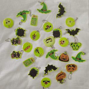 Pendentifs réflecteurs <span class=keywords><strong>de</strong></span> sécurité personnalisés Porte-clés réfléchissant pour enfants avec chaînes Porte-clés réfléchissant <span class=keywords><strong>double</strong></span> face étanche pour sac à dos - Product Image 1