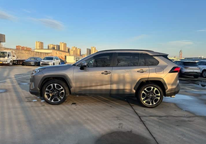 Para <span class=keywords><strong>Toyota</strong></span> <span class=keywords><strong>RAV4</strong></span> Diésel, Caja de Cambios Automática, Tracción Trasera, Asientos de Cuero, Neumáticos R16, Volante a la Izquierda, Usado - Product Image 5
