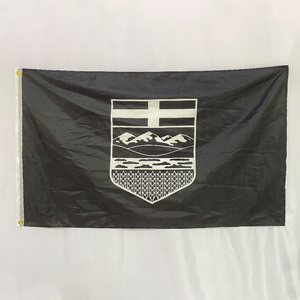 Bandera de poliéster personalizada de 3x5 pies con diseño de espadas cruzadas, Jolly Roger y Cofre del Hombre Muerto para uso automotriz y de seguros - Product Image 2