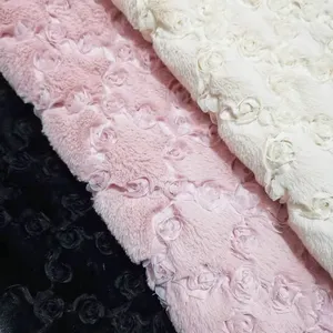 Reciclado 300GSM 3D conejo pila corta bordado esponjoso pila alta tela de felpa pequeño patrón de rosa - Product Image 1