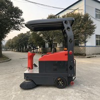 Balayeuse de voirie électrique à double usage (eau et poussière) entièrement fermée pour le nettoyage des routes