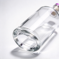 Bouteilles en verre transparent avec bouchon violet, col long, bouteille droite transparente pour l'emballage du whisky, de la vodka, du gin, des spiritueux et des liqueurs