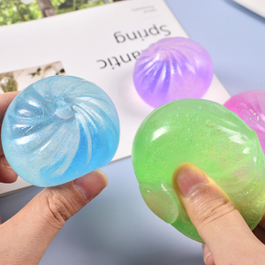 Juguete Antiestrés de Silicona con Polvo Dorado, Brioche Relleno al Vapor, Transparente, con Sensación de Agua, para Aliviar el Estrés - Product Image 4
