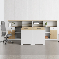 Poste de travail moderne à panneaux en bois Mobilier de bureau Poste de travail partenaire partagé pour l'environnement de bureau moderne