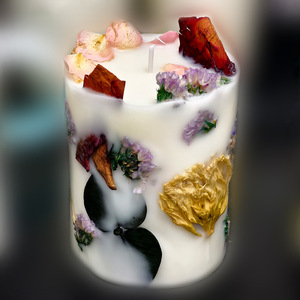Bougie cylindrique artisanale en cire de soja avec fleurs séchées, décoration de mariage et de maison - Product Image 2