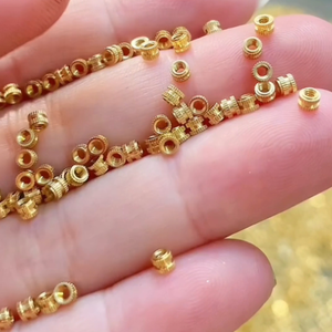 Parti tornite CNC personalizzate di fabbrica, dado in ottone C3604 zigrinato nichelato, accessori per stampi a iniezione/gioielli, metrico <span class=keywords><strong>CAM</strong></span> ANSI - Product Image 1