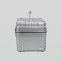 À la mode 13 pouces noir/rouge/argent PC boîte à ongles pour Salon Durable cosmétique organisateur Support personnalisation Portable étui de maquillage