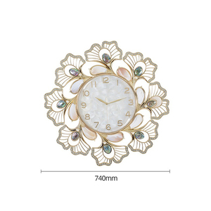 Horloge murale créative de luxe en verre émaillé avec coquillages, horloge suspendue personnalisée pour la décoration intérieure de la maison, vente en gros d'usine - Product Image 2