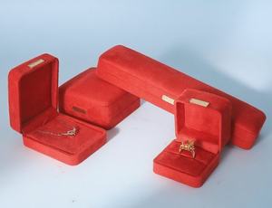 Boîte à montre rectangulaire de protection en cuir PU à rabat pour coffret cadeau de montre, collier et bague - Offre Spéciale - Product Image 4