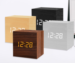 Đồng Hồ Báo Thức Điện Tử Bằng Gỗ Kỹ Thuật Số LED Kích Hoạt Bằng Giọng Nói Sáng Tạo - Product Image 1