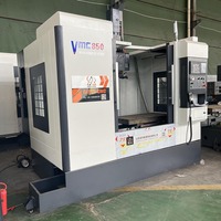 Vmc850 Fabrication Vmc850 Broche à ultrasons 3 axes Centre d'usinage de contrôle CNC