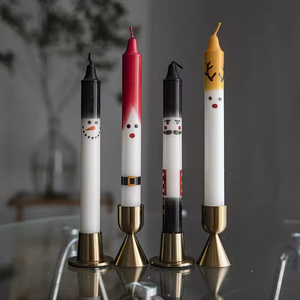 Venta al por mayor de fábrica: Velas cónicas clásicas europeas sin humo de 20 cm con diseño de Cascanueces, velas navideñas con estampado divertido. - Product Image 2