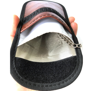 Blocage <span class=keywords><strong>de</strong></span> clés <span class=keywords><strong>de</strong></span> voiture <span class=keywords><strong>RFID</strong></span> ultra-mince Etiquettes et étiquettes NFC/<span class=keywords><strong>RFID</strong></span> double blindage et design compact <span class=keywords><strong>pour</strong></span> porte-clés - Product Image 5